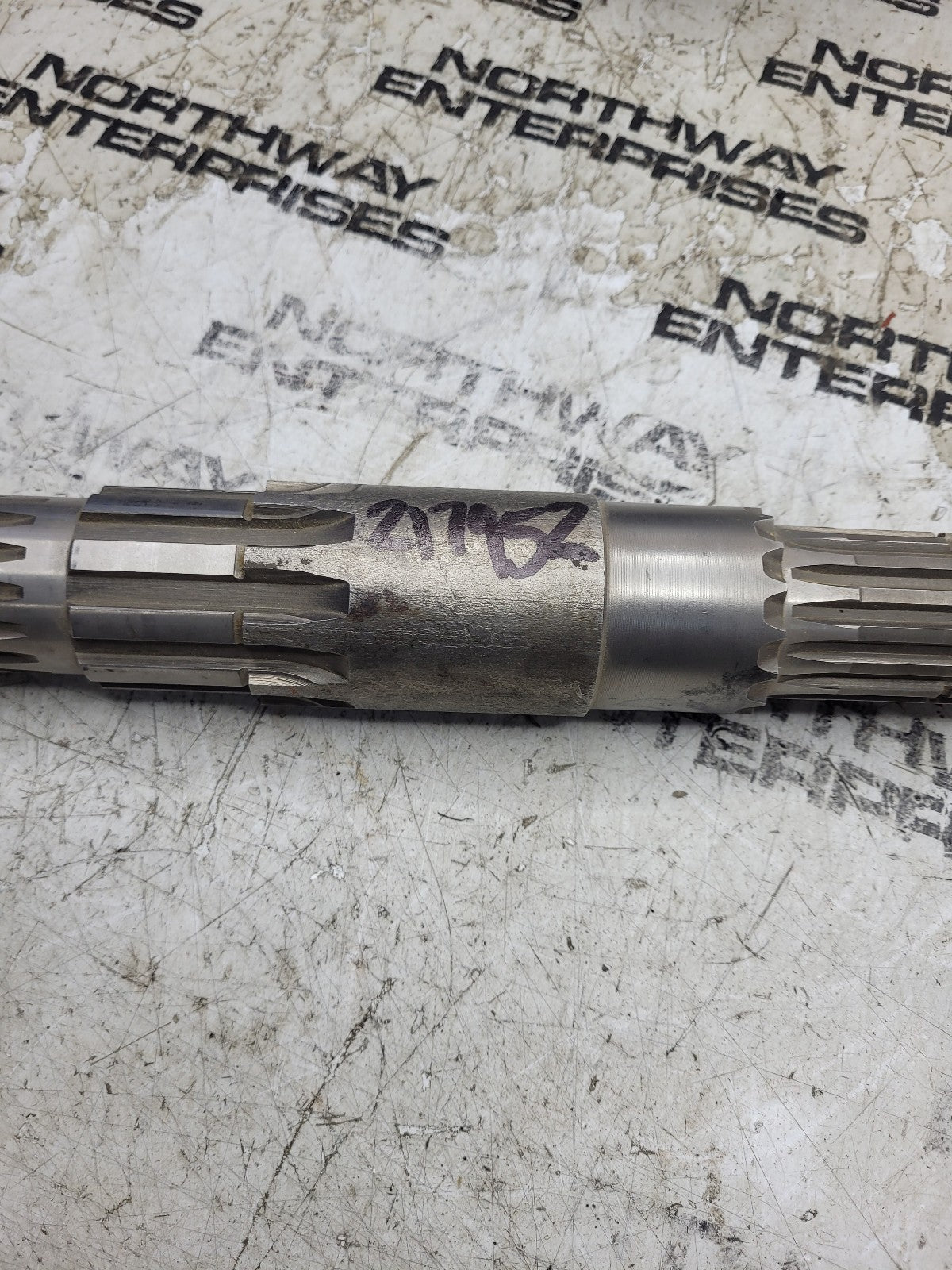 New  DANA SPICER ­-­ 217952 ­-­ SHAFT - INPUT