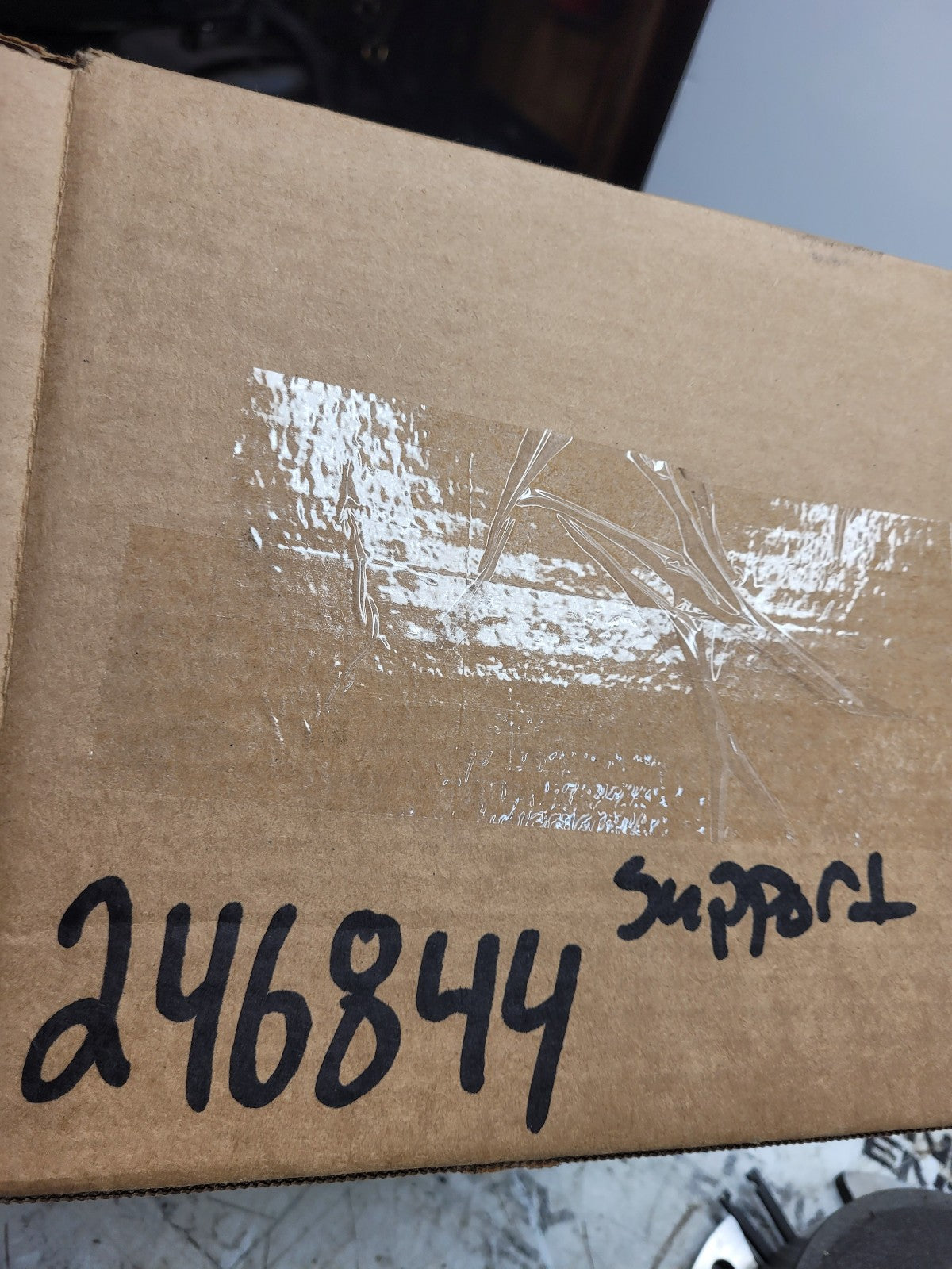 NEW Dana Spicer Stator Support P/N: 246844