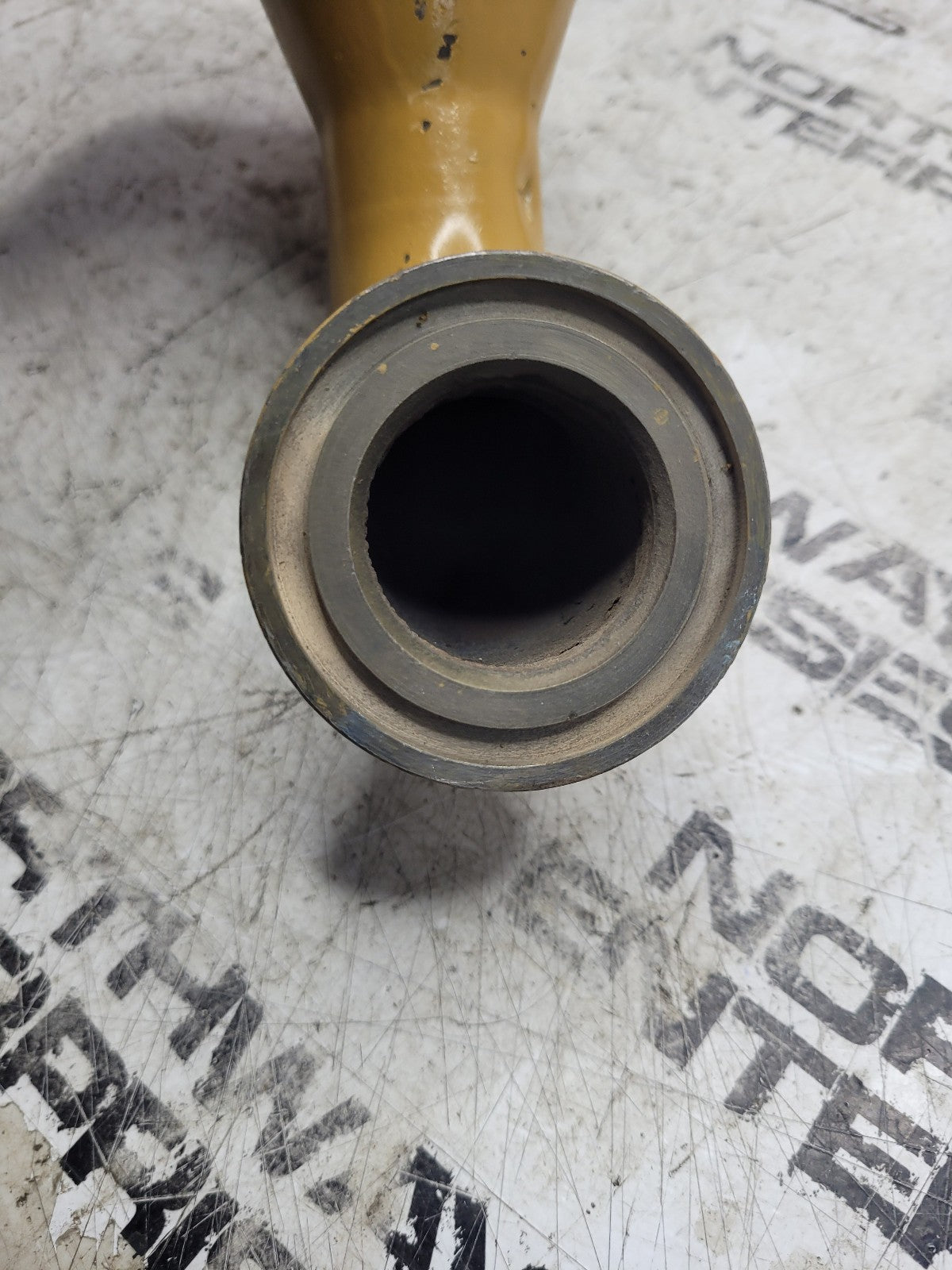 New 2337812 Oil Fill Tube
