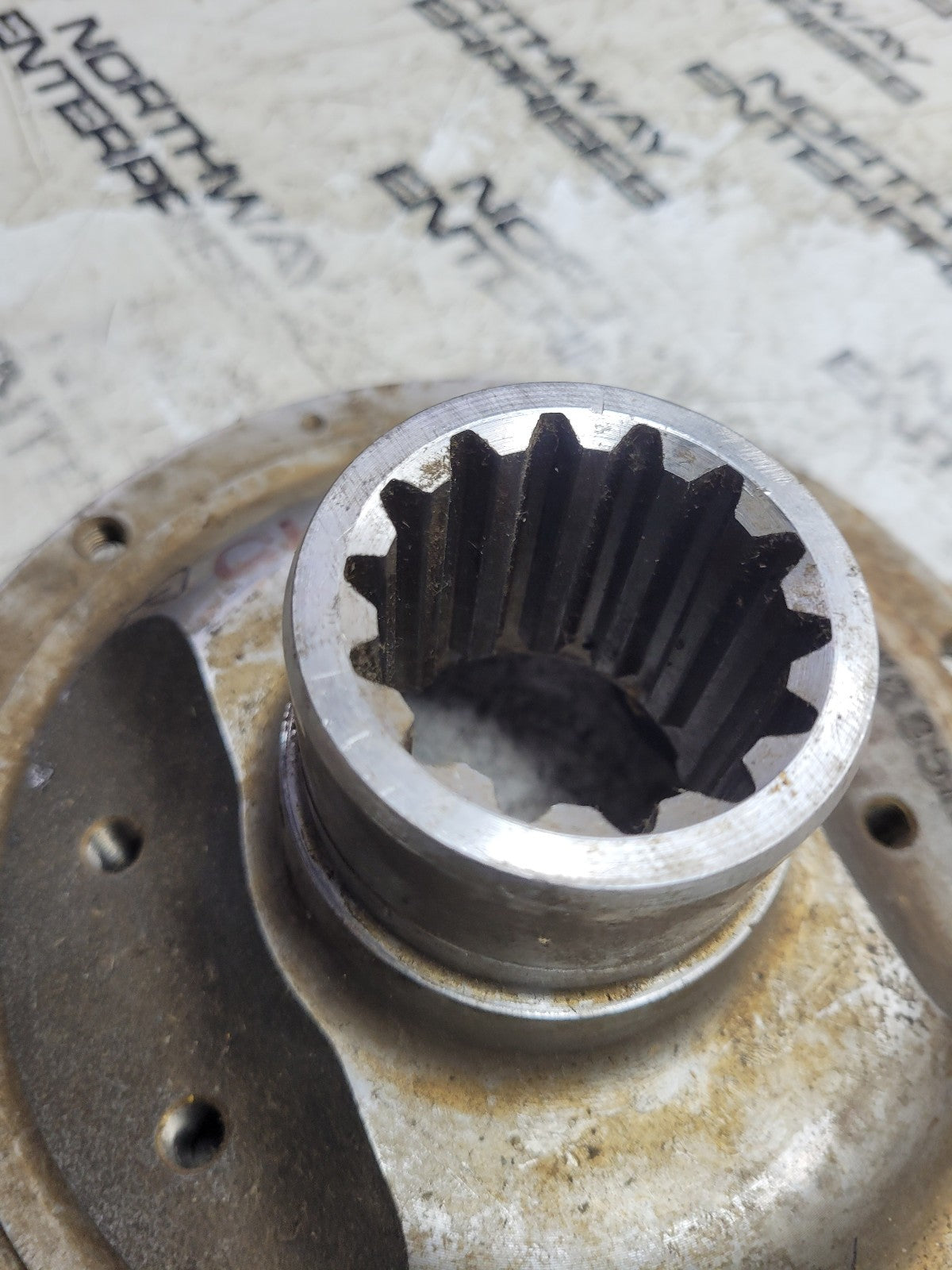 NEW Dana Spicer Flange P/N: 247895