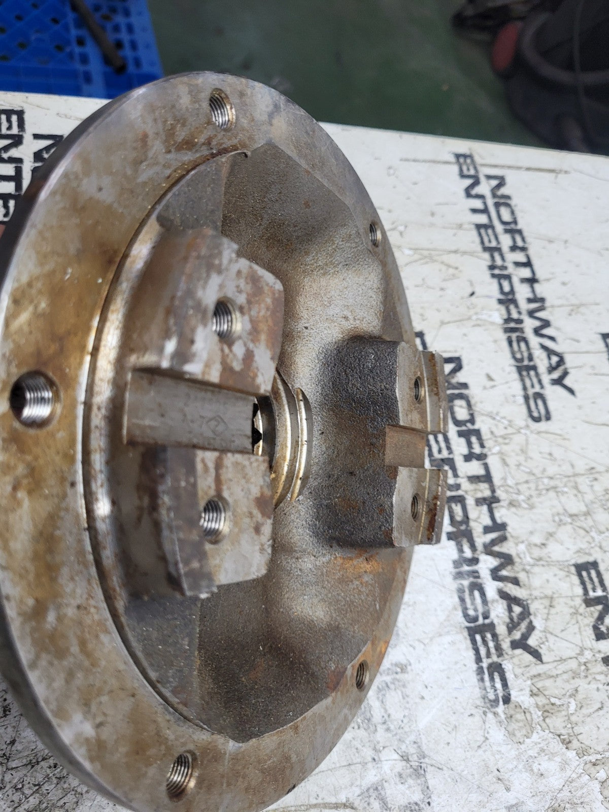 NEW Dana Spicer Flange P/N: 247895