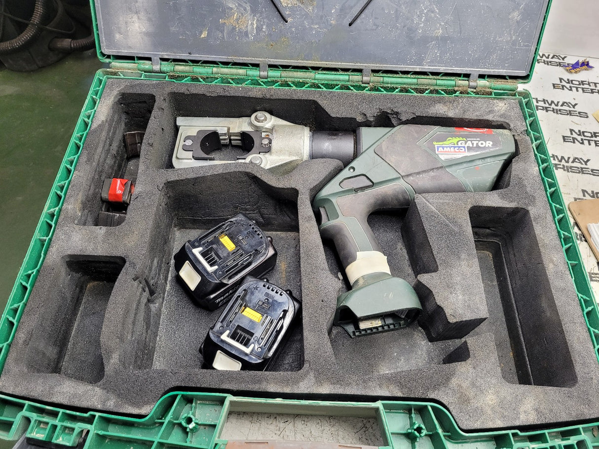 Used E12CCXLX GATOR 12 TON 40MM 8AWG-750 GREENLEE UA12ID CRIMPING TOOL