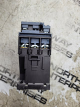 NEW 3RT2025-1AK60 3RT20251AK60 3 pole, 16 AMP contactor