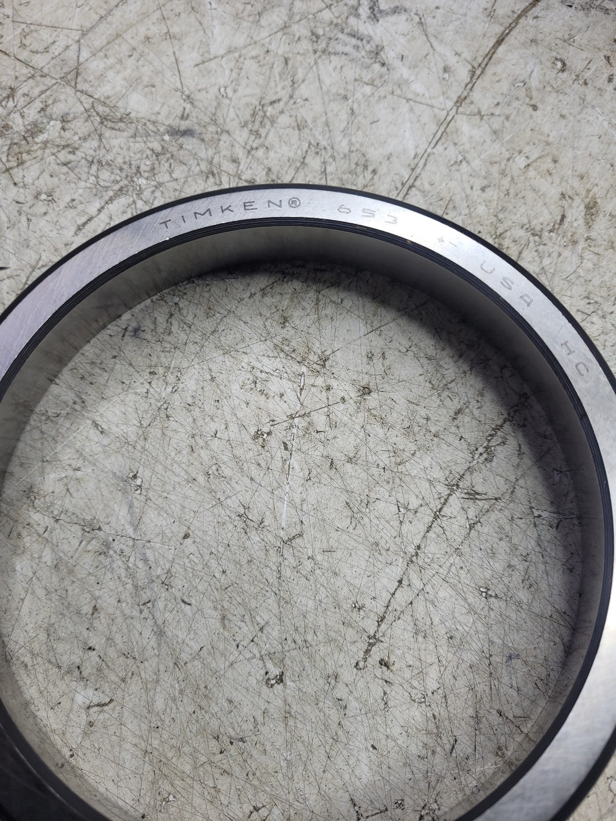 NEW E181281 181281 EUCLID HITACHI BEARING CUP