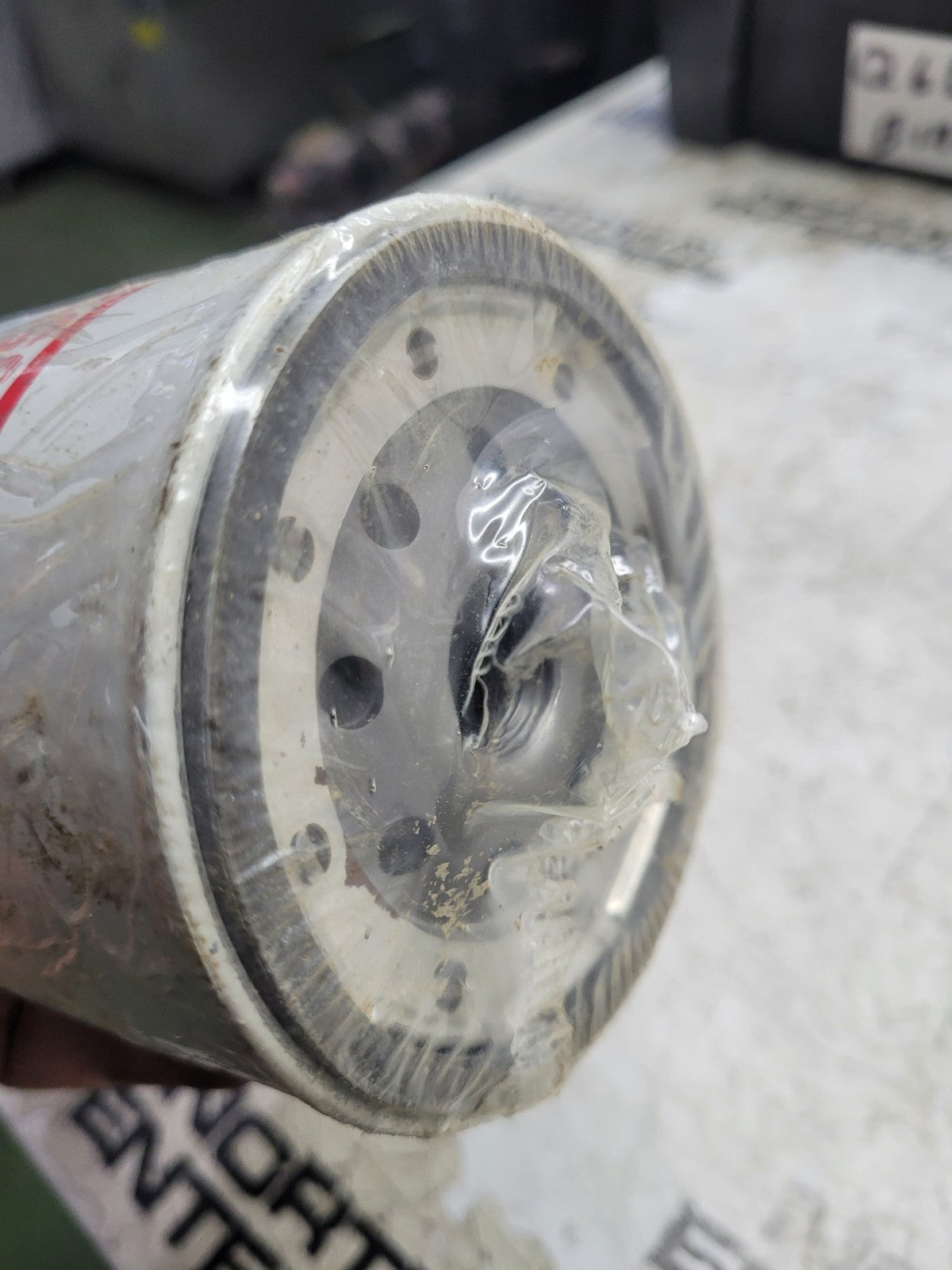 Fleetguard LF651 Oil Filter