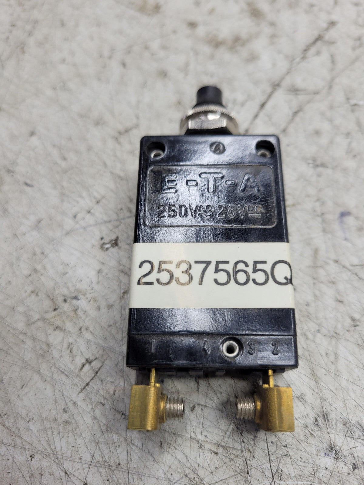 2537565 eta 15 Amp Circuit Breaker FUSE - VME Michigan Clark Euclid M2537565