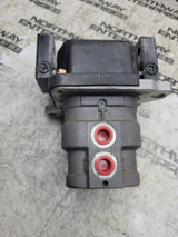 NEW HITACHI 9151782 FLOW CONTROL HYD. VALVE AT216017