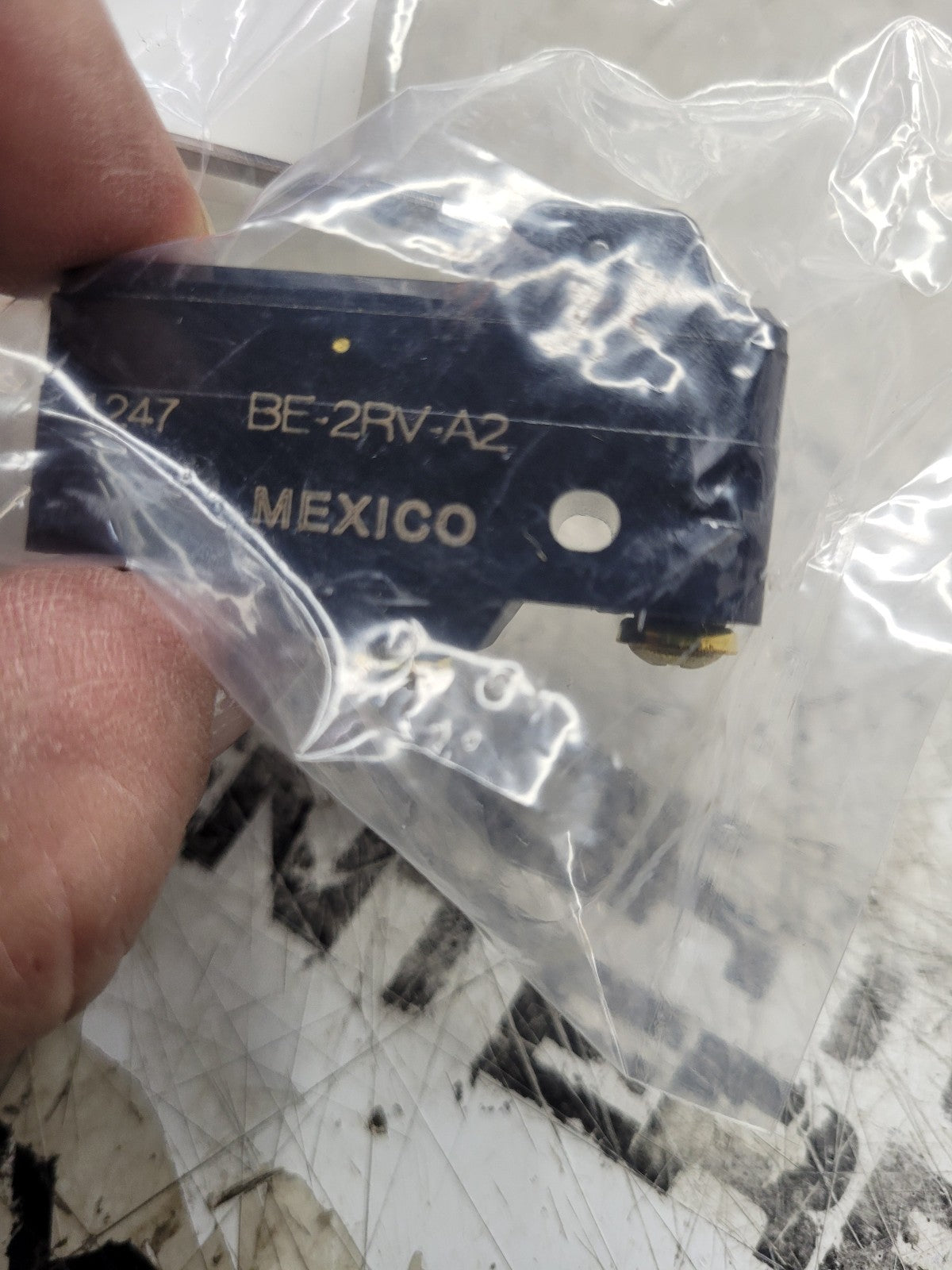 New Honeywell BE-2RV-A2 SWITCH BE2RVA2 25a