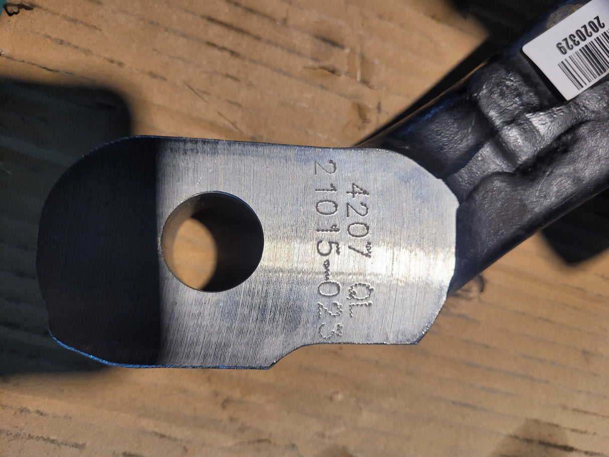 NEW INTERNATIONAL A13111U4207 KNUCKLE