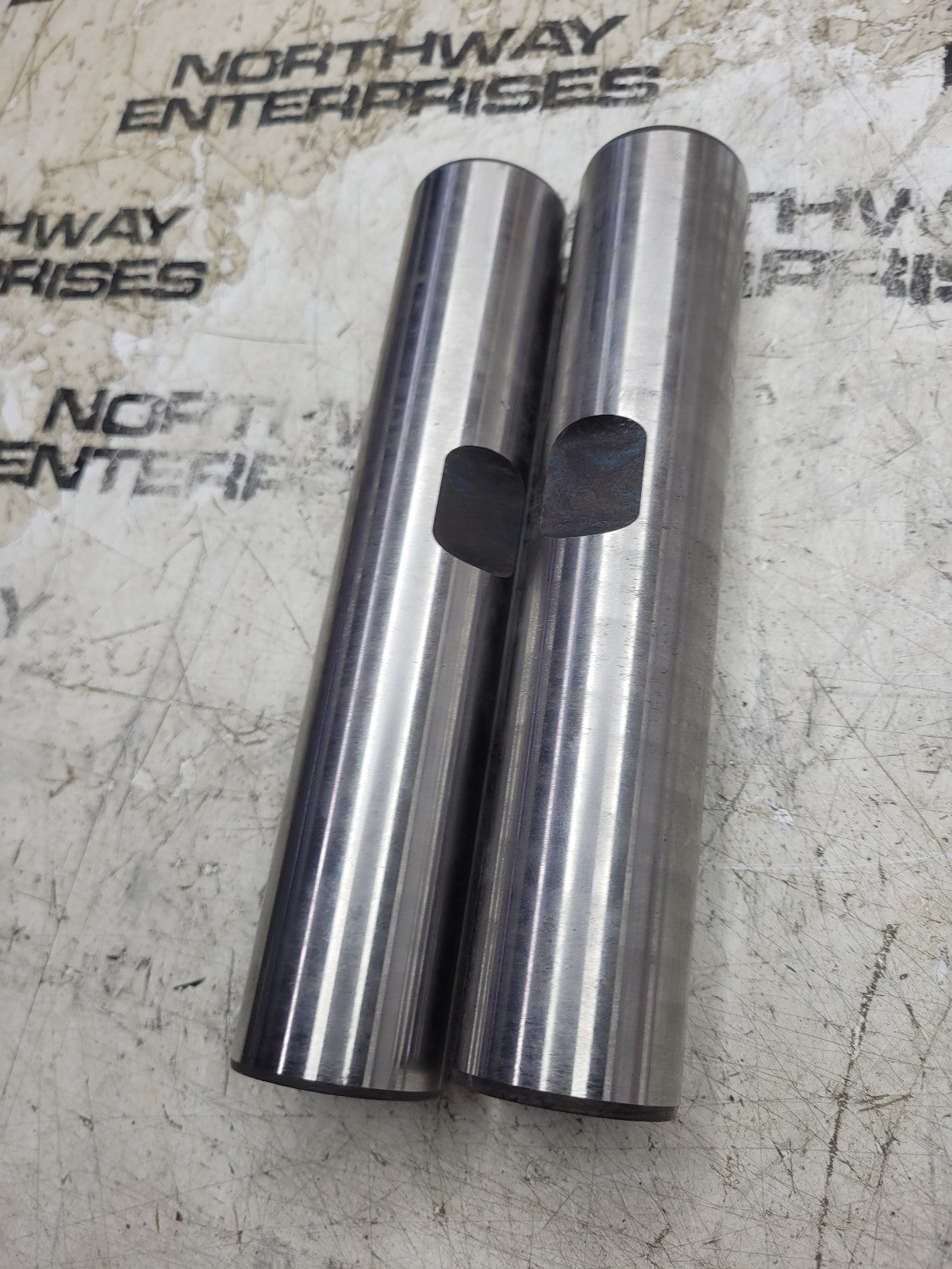 NEW MERITOR R201605 /  CC4Z-3111-A KING PIN KIT