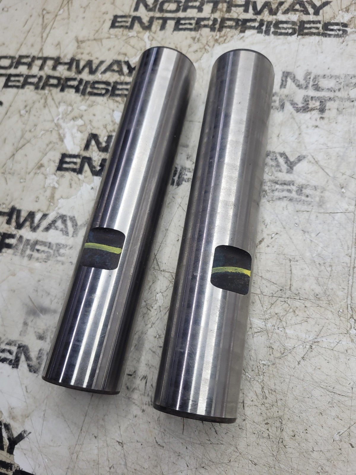 NEW MERITOR R201605 /  CC4Z-3111-A KING PIN KIT