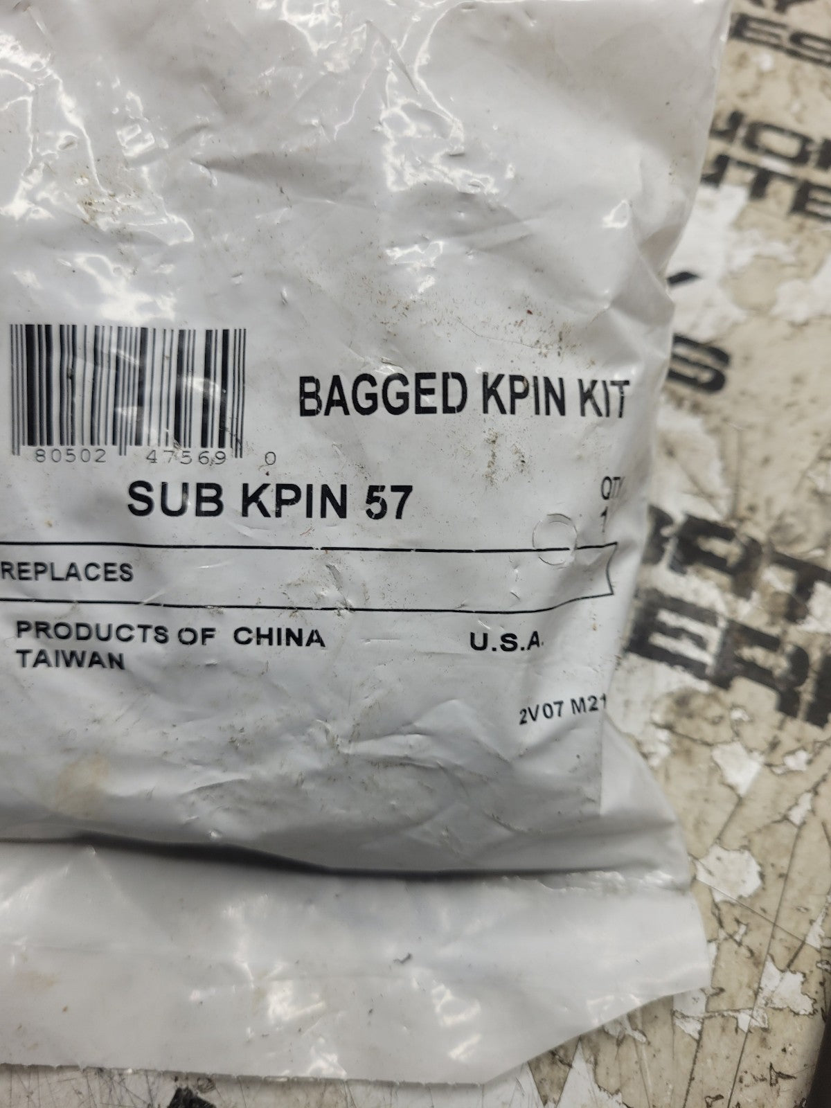 NEW MERITOR R201605 /  CC4Z-3111-A KING PIN KIT