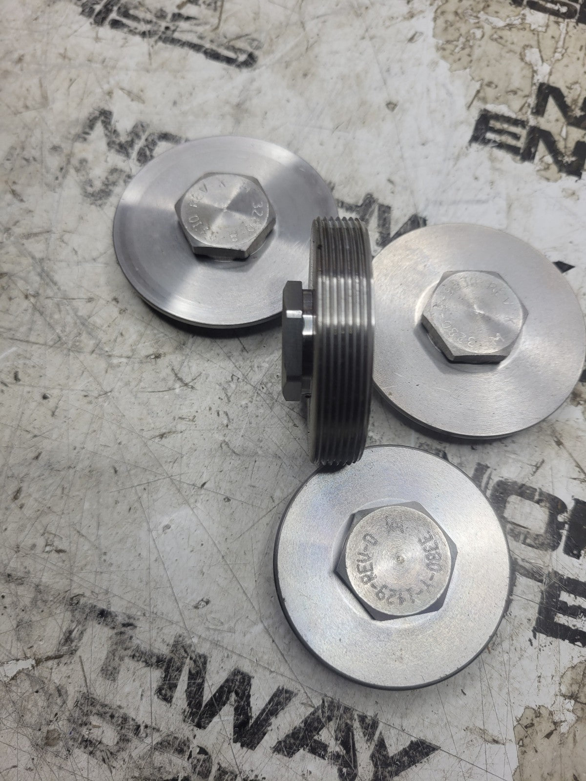 NEW MERITOR R201605 /  CC4Z-3111-A KING PIN KIT