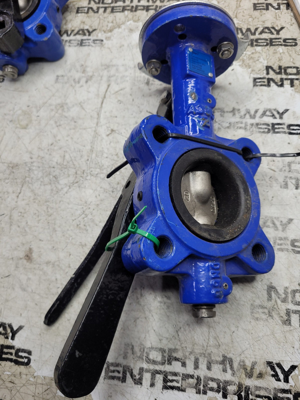 NEW FLOW 02C2245353 DI SS17.4PH CF8M EPDM 285PSIG MANUAL BUTTERFLY VALVE