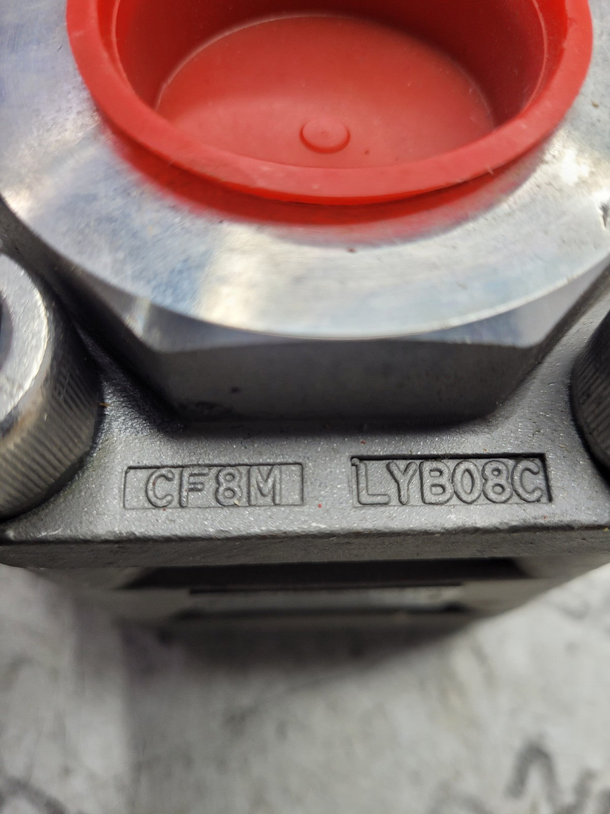 NEW Velan T1813-SSEZ Stainless Socket Ball Valve W330 1 1/2" DN40 CF8M