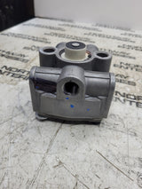 NEW Genuine Bendix R12 Relay Valve 803115