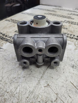 NEW Genuine Bendix R12 Relay Valve 803115