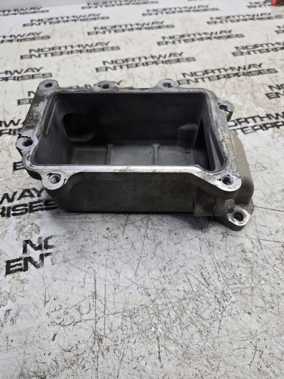 EARLY FLAT GASKET TYPE 98062847 01-10 6.6 DURAMAX Oil Cooler Housing