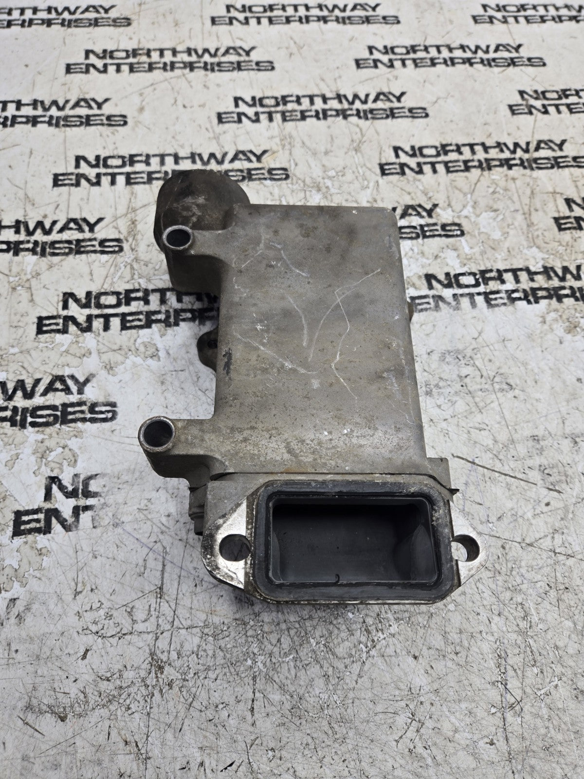 EARLY FLAT GASKET TYPE 98062847 01-10 6.6 DURAMAX Oil Cooler Housing