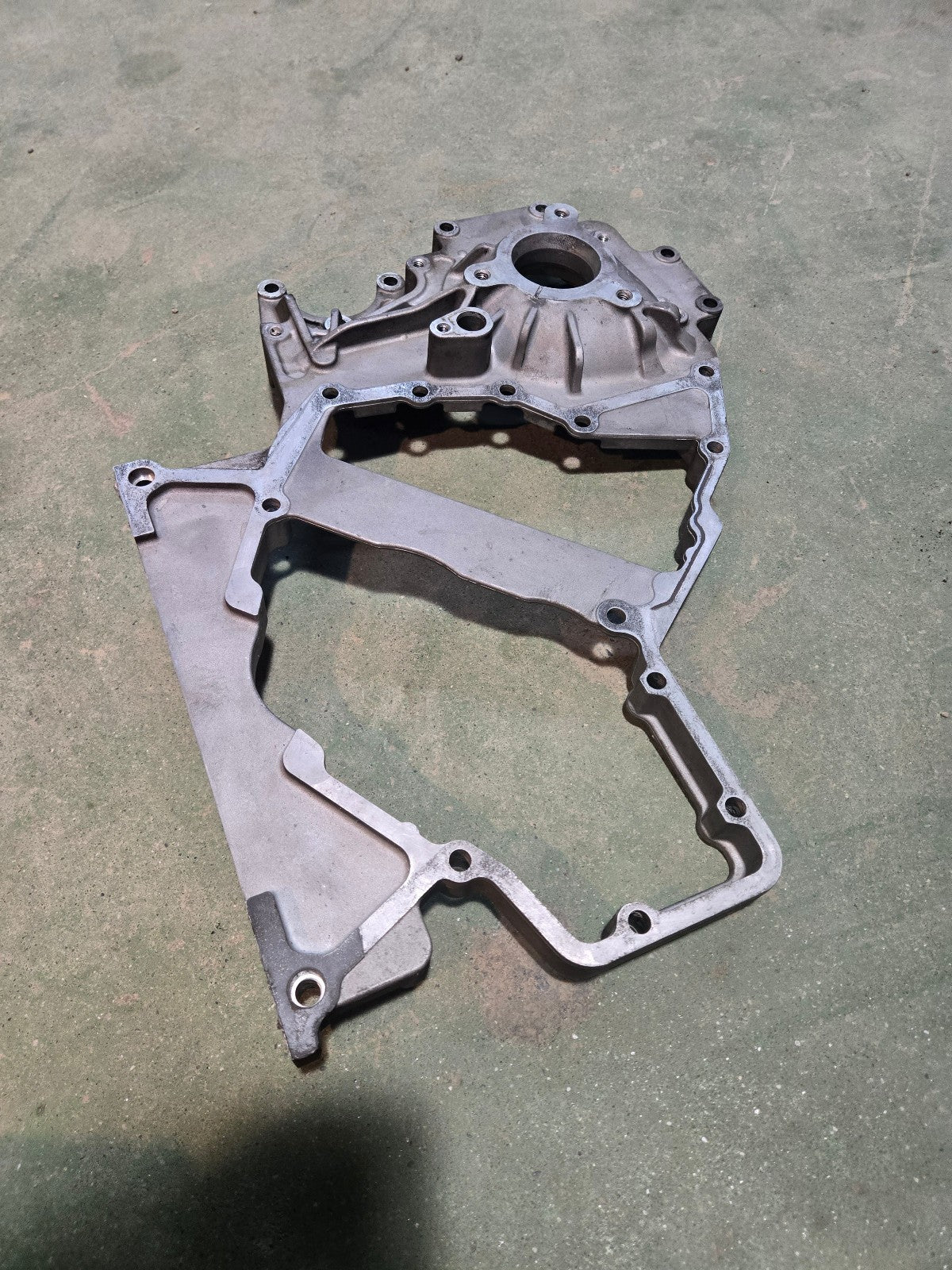 5622798 5622797 Dodge Ram 6.7L 24v Cummins Diesel Timing Gear Cover Housing