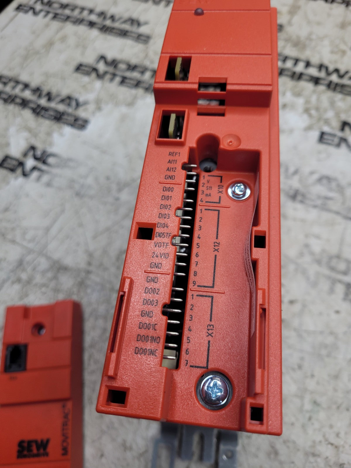 NEW SEW Eurodrive Movitrac MC07B0004-2B1-4-00 Converter MC07B00042B1400