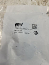 NEW SEW Eurodrive Movitrac MC07B0004-2B1-4-00 Converter MC07B00042B1400