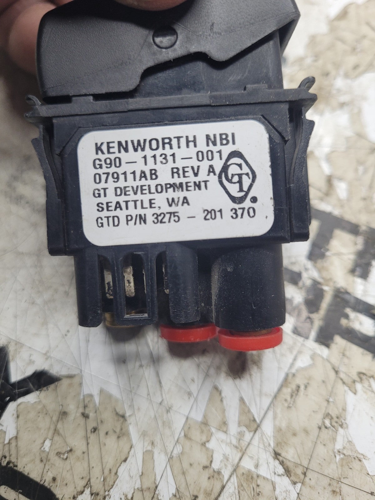 Interaxle Differential Air Valve Switch G90-1131-001