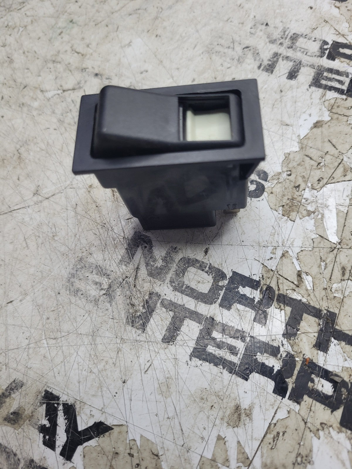 NEW E12587185 12587185 EUCLID SWITCH