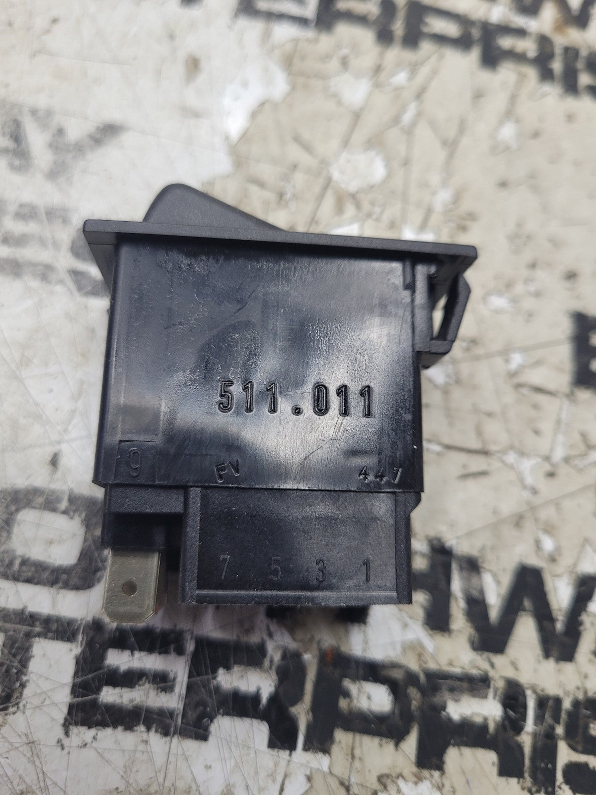 NEW E12587313 12587313 SWITCH