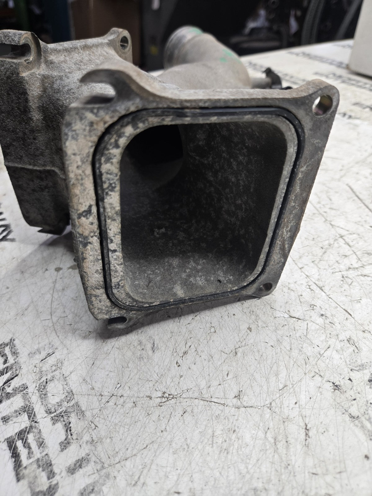 2002-04 Chevy Silverado/GMC Sierra LB7 Y-Bridge Intake Manifold OEM 97288796
