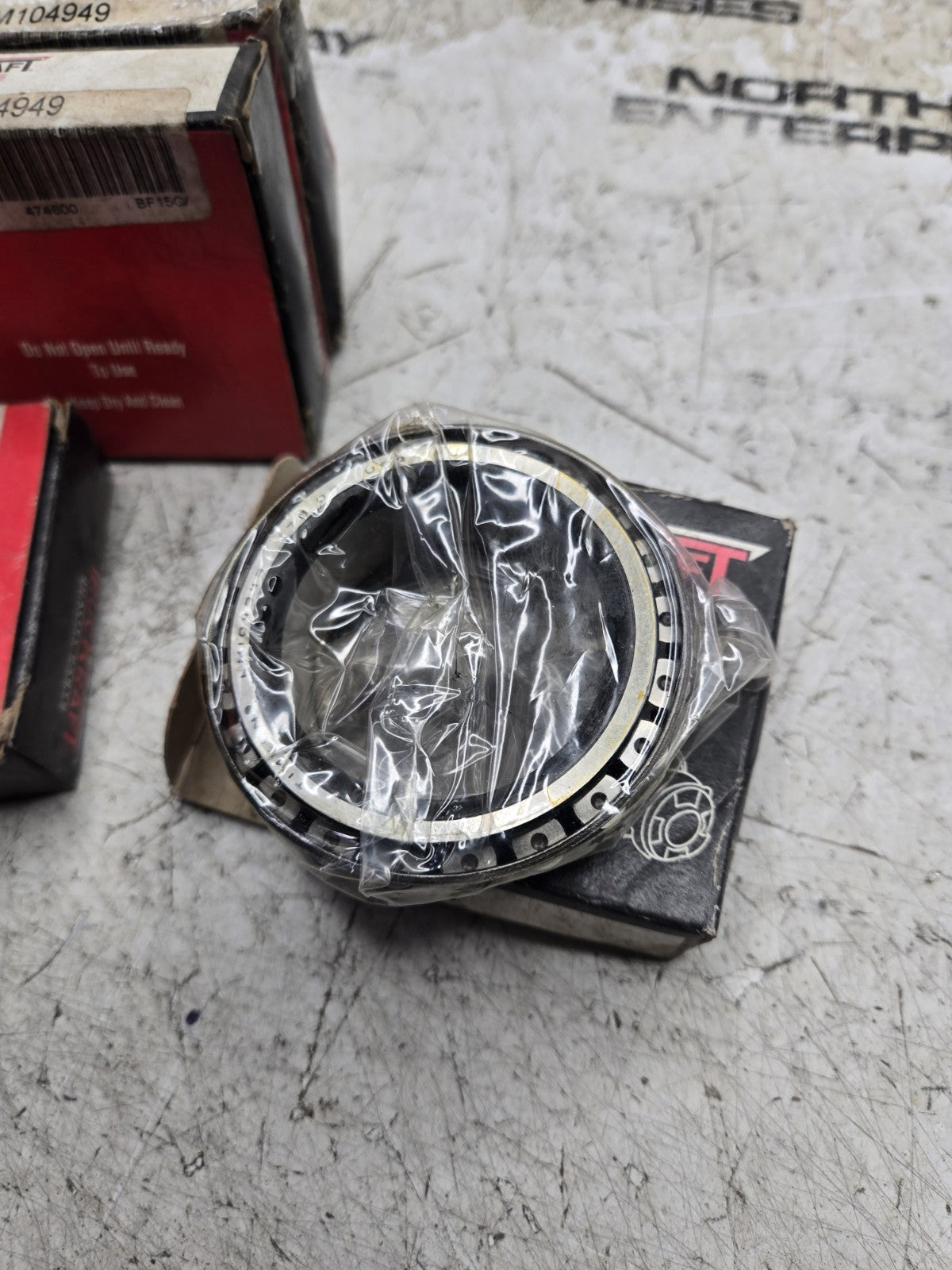 SET OF 4 TRUCKRAFT TKLM 104949 BEARINGS