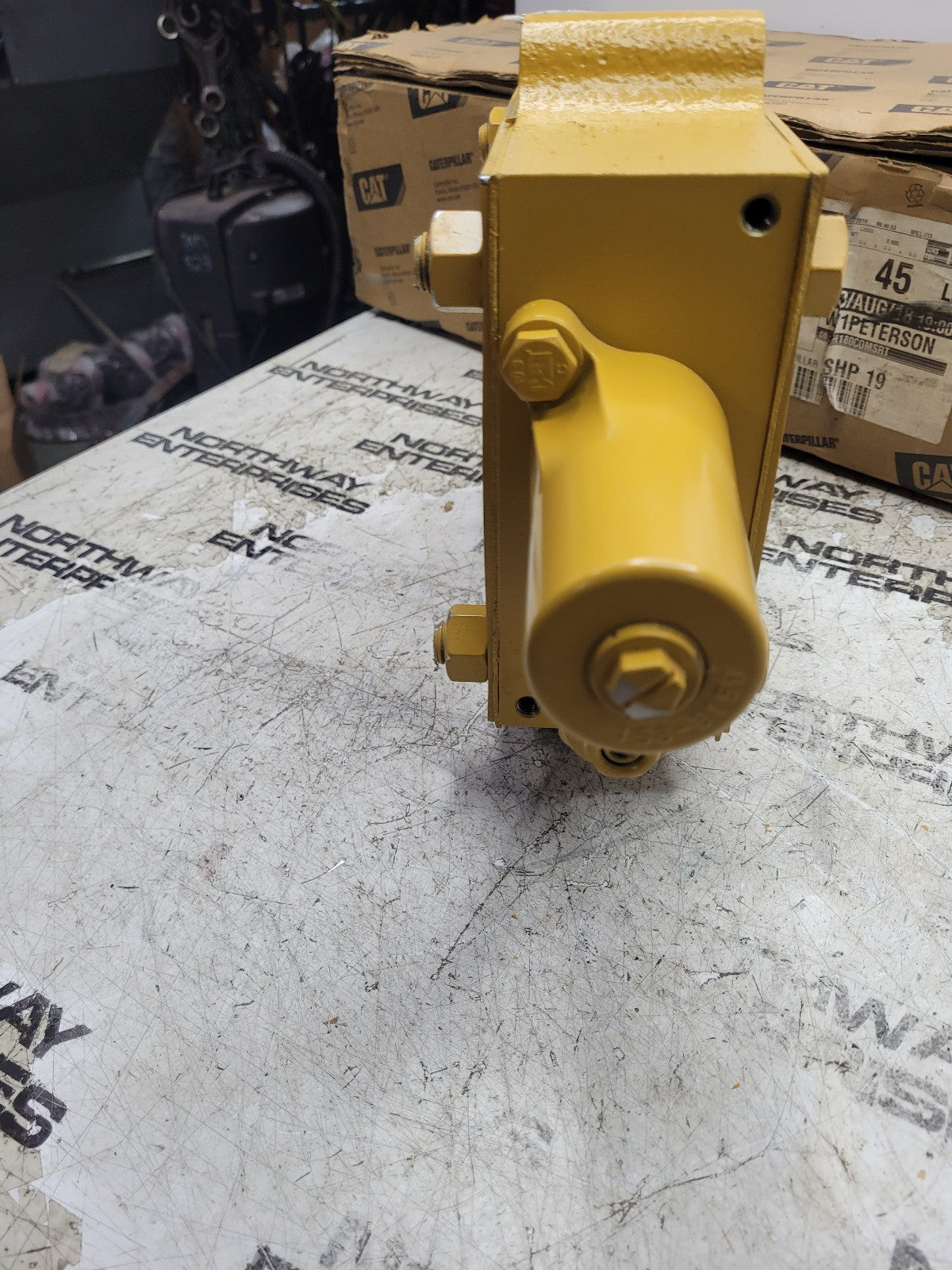 NEW CATERPILLAR 244-8421 2448421 VALVE GP-CTL REPLACED BY 259-7378 250-2508