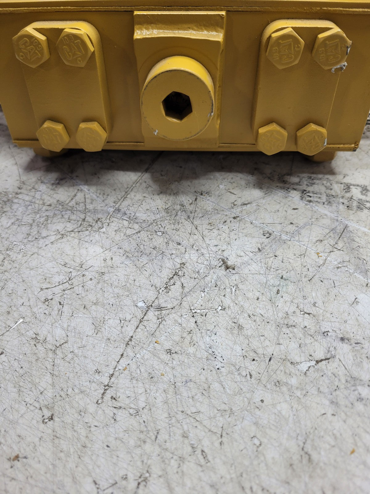 NEW CATERPILLAR 244-8421 2448421 VALVE GP-CTL REPLACED BY 259-7378 250-2508
