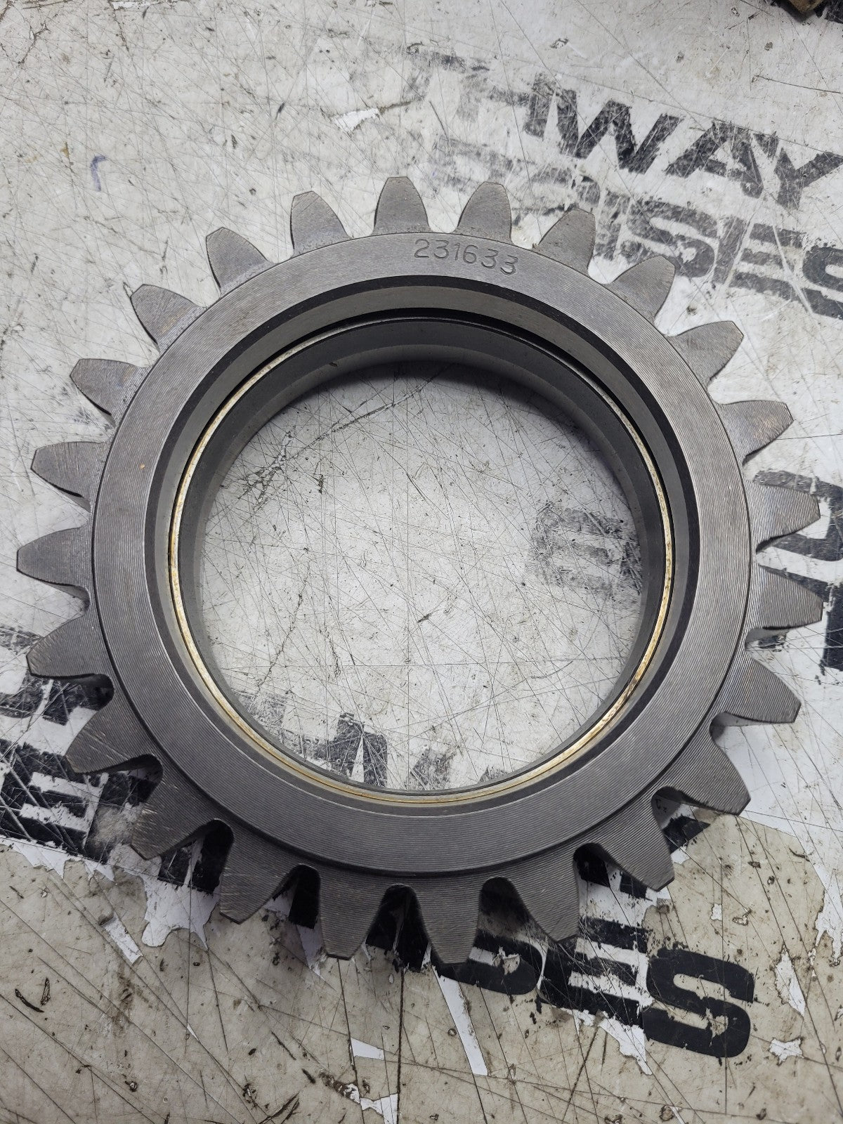 NEW 231633 GEAR CLARK