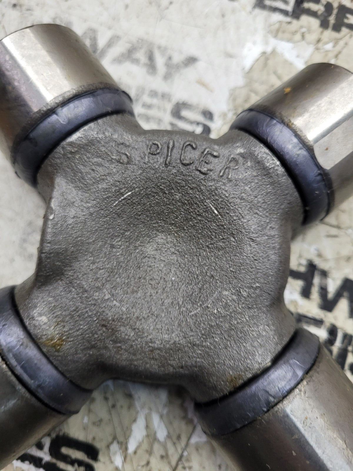 NEW E4016929 4016929 HITACHI EUCLID UNIVERSAL JOINT