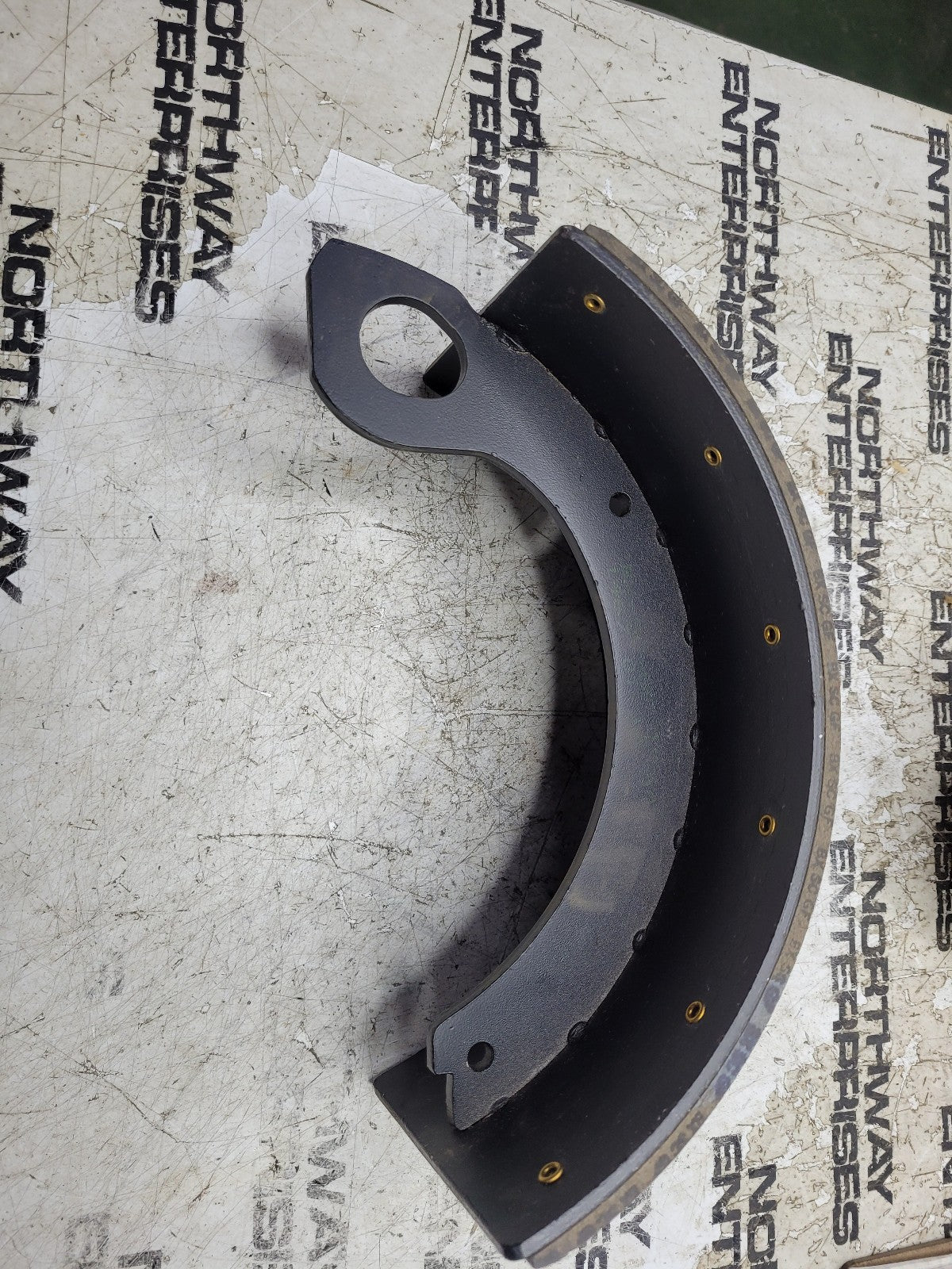 NEW E12975302 12975302 BRAKE DRUM PAD LINING