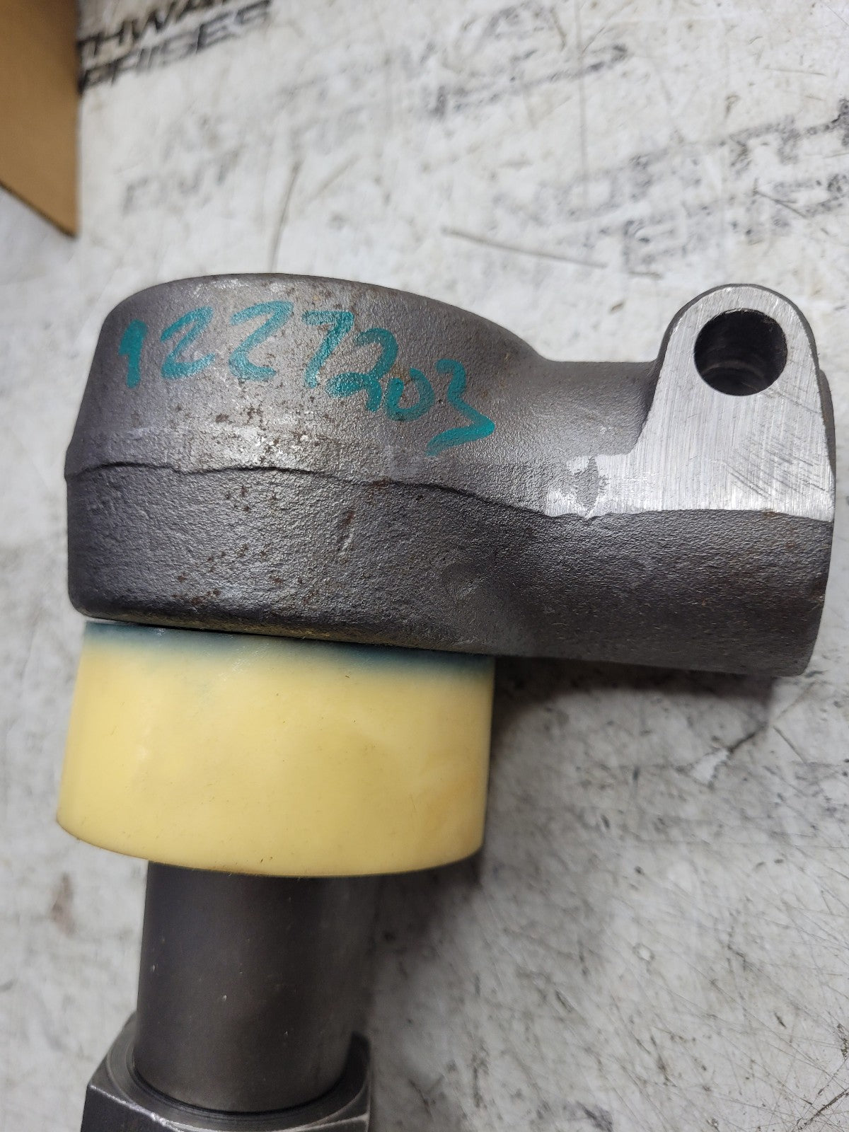 NEW Euclid E9227203 9227203 BALL JOINT ROD END