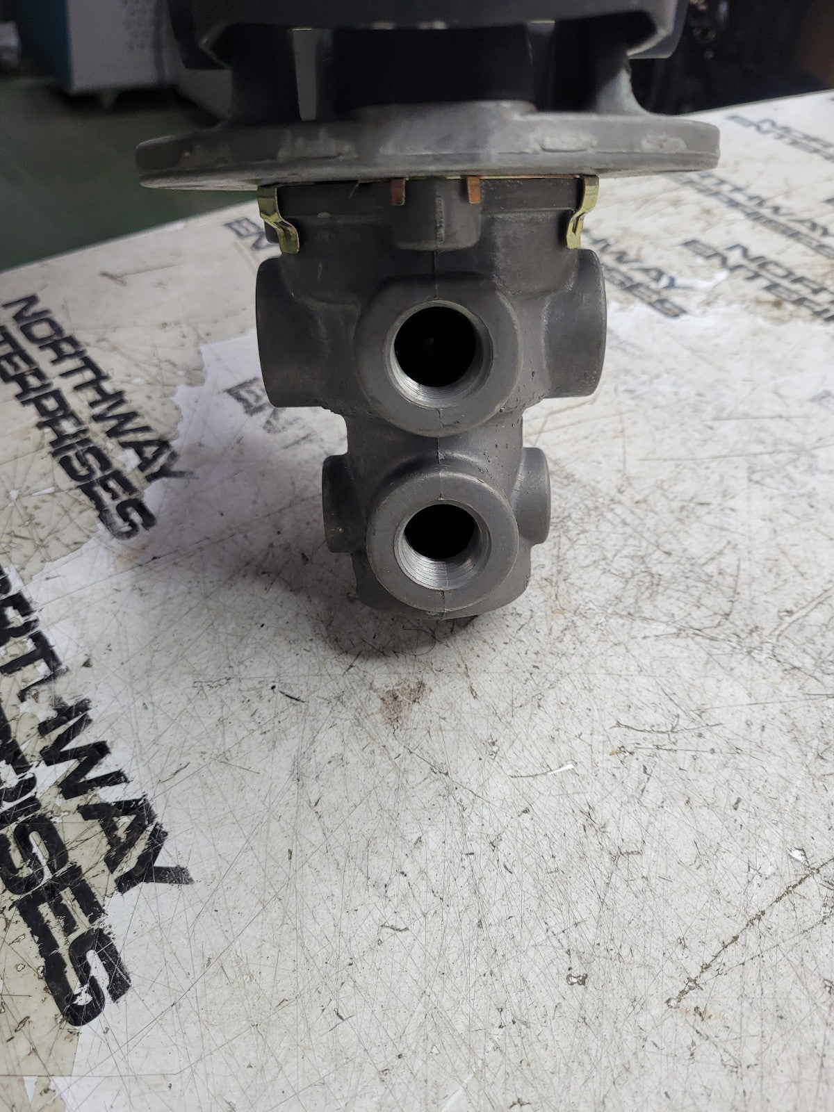 NEW E9197980 9197980 E-2 Foot Brake Valve