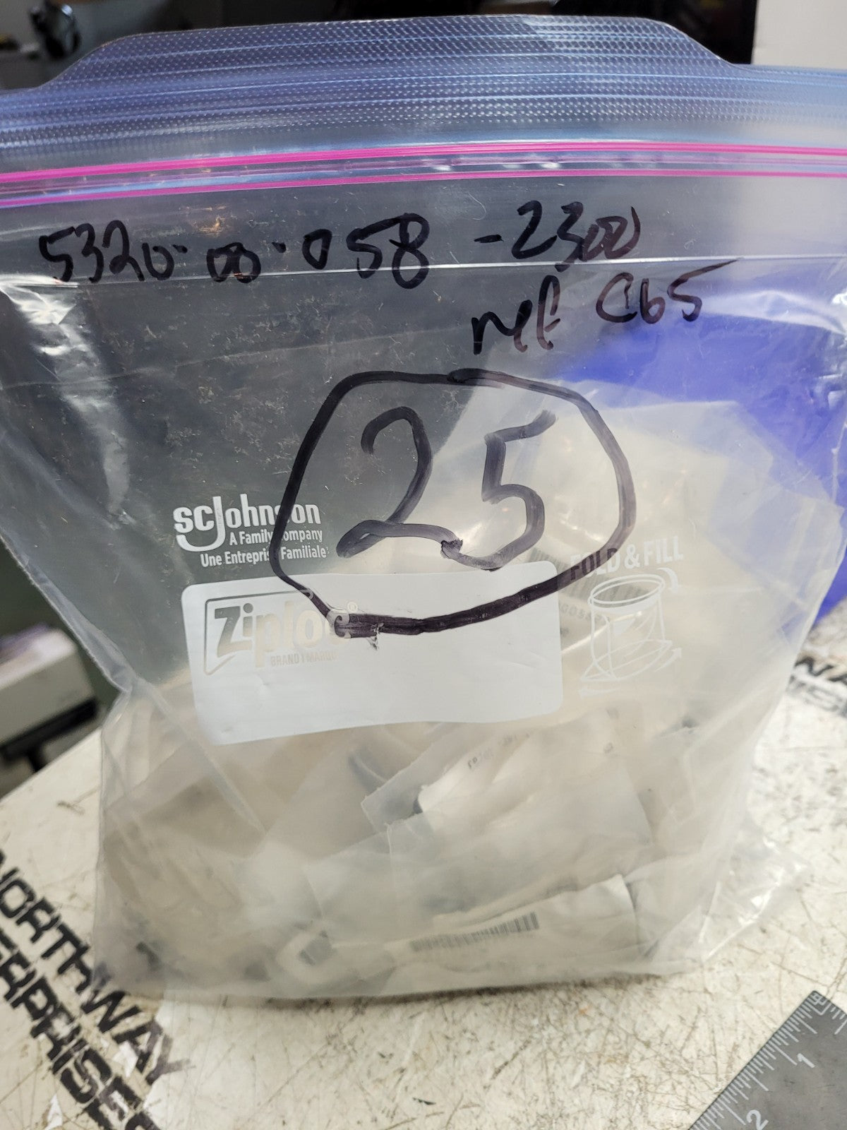 NEW OLD STOCK LOT OF 25 PC - 5320-00-058-2300 BLIND RIVET  NAS1669-5L17