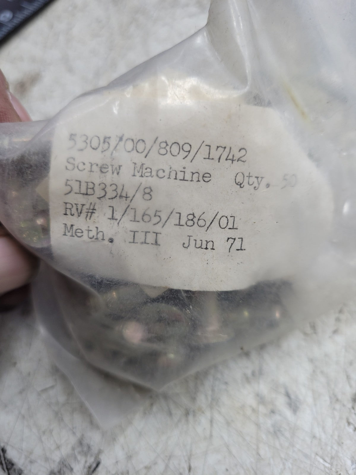 NEW OLD STOCK LOT OF 50 SCREWS  5305-00-809-1742 51B334-8