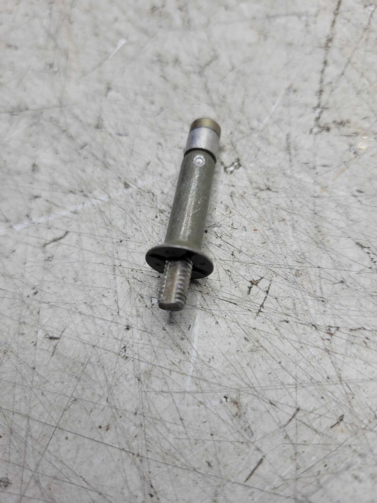NEW OLD STOCK LOT OF 67 BLIND RIVET 5320-00-616-9300 / PLT110-8-13
