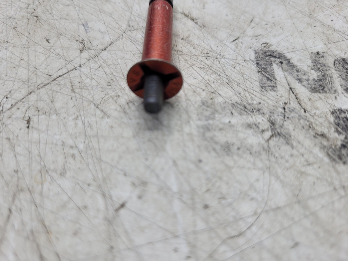 NEW OLD STOCK LOT OF 50 RIVETS 5320-01-058-5433 CHERRY RED