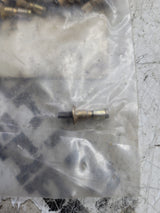 NEW OLD STOCK LOT OF 200 RIVETS 5320-00-432-1599