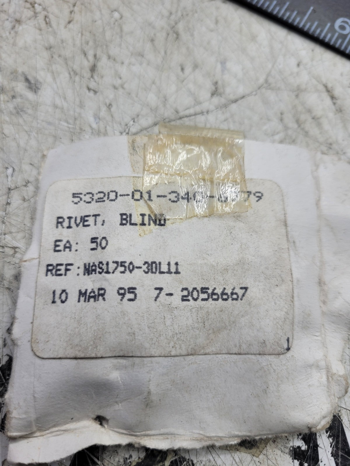 NEW OLD STOCK LOT OF 250PC 5320-01-340-6779 / NAS1750-3DL11 RIVETS