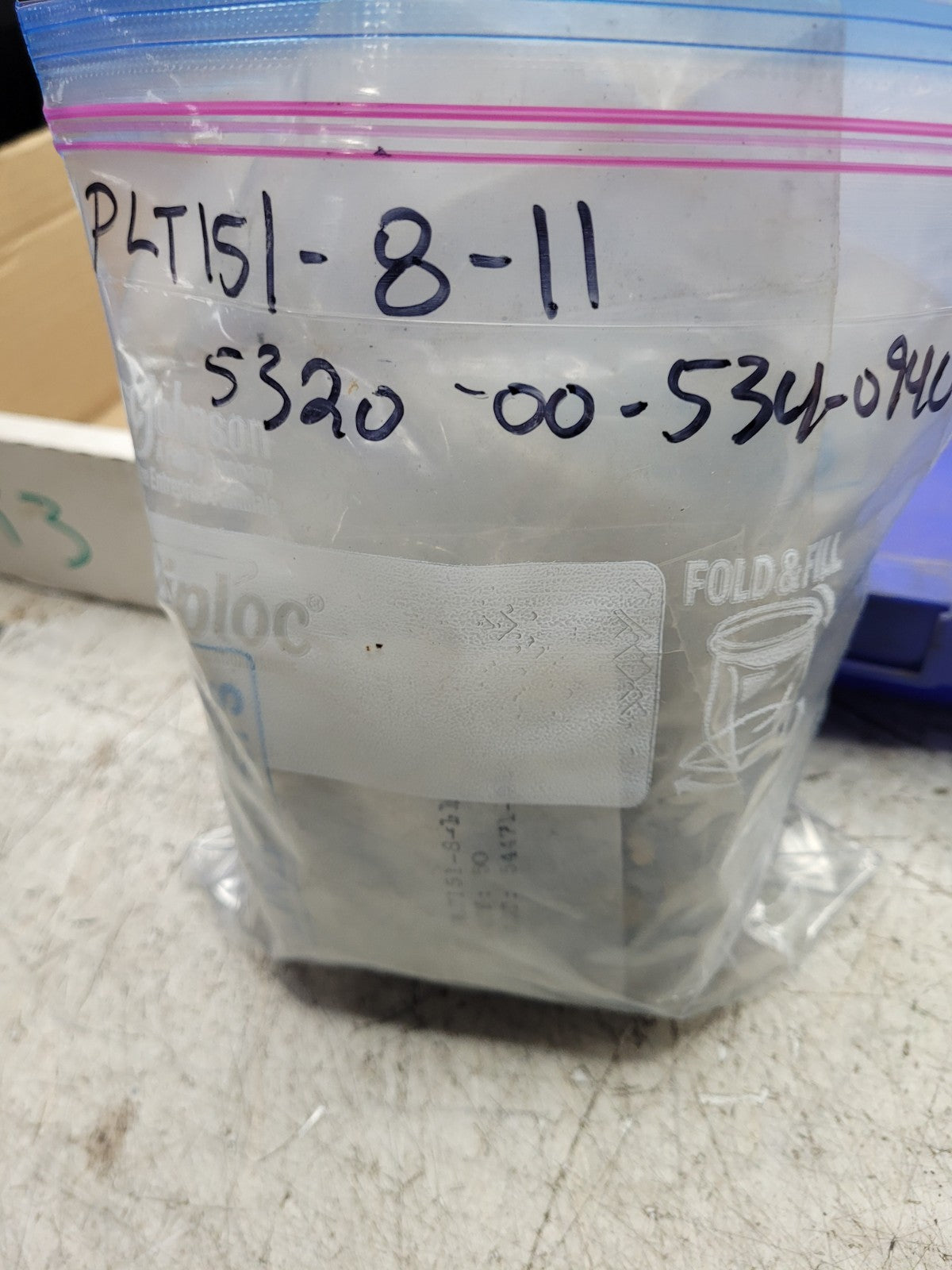 NEW OLD STOCK LOT OF 200 PC RIVETS - PLT151-8-11 / 5320-00-534-0940