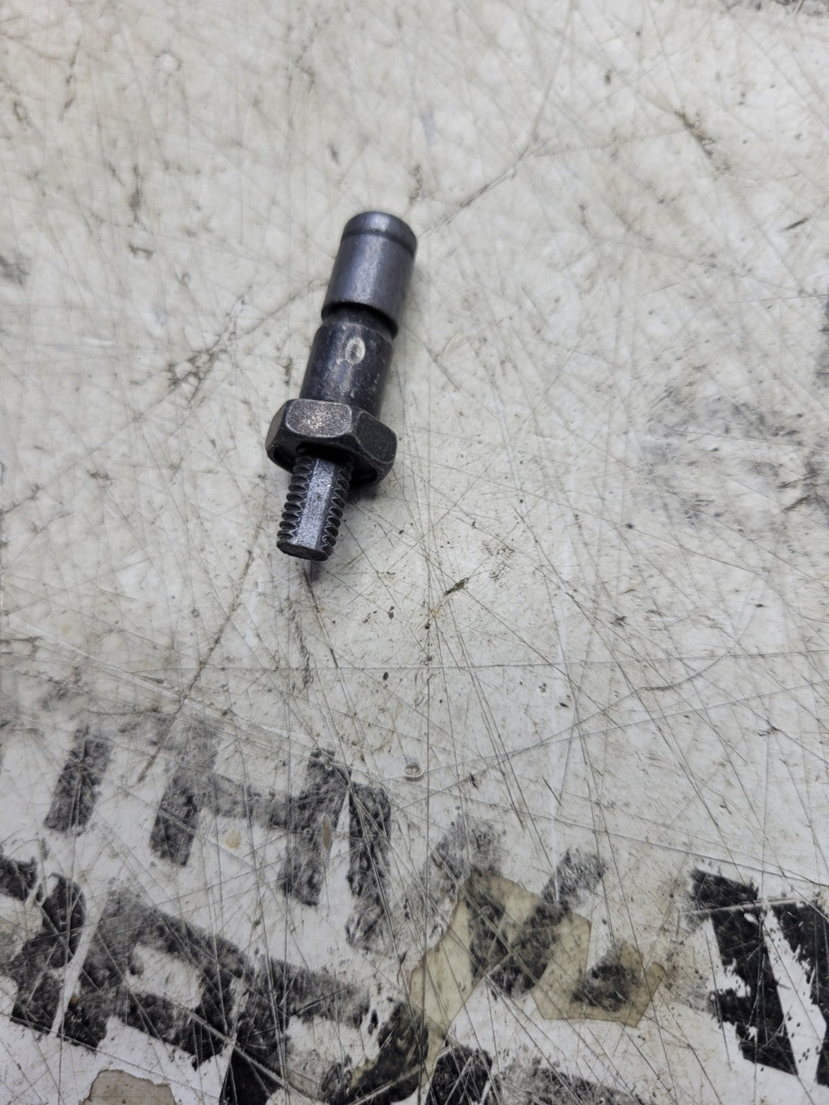 NEW OLD STOCK LOT OF 200 PC RIVETS PLT250-10-5 / NSN 5320-21-250-1623