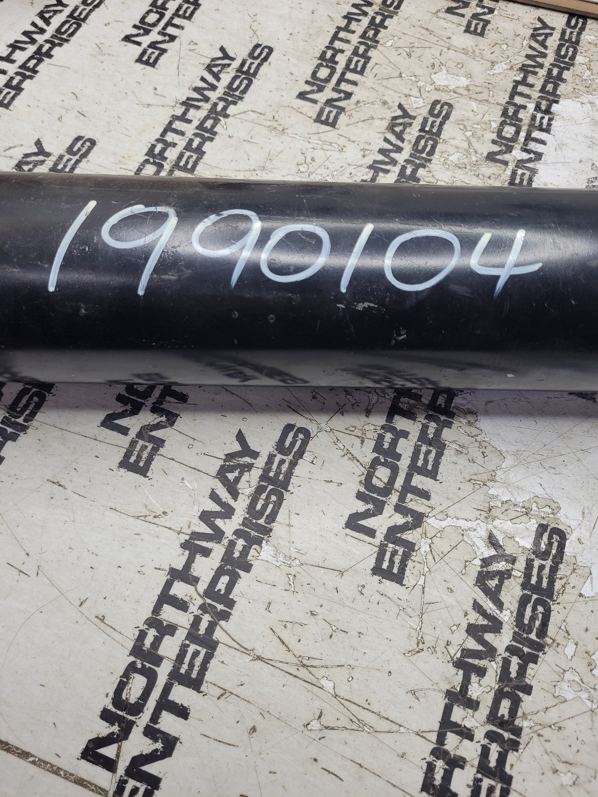 New Allied 1990104 Driveshaft 20.5 inches overall length