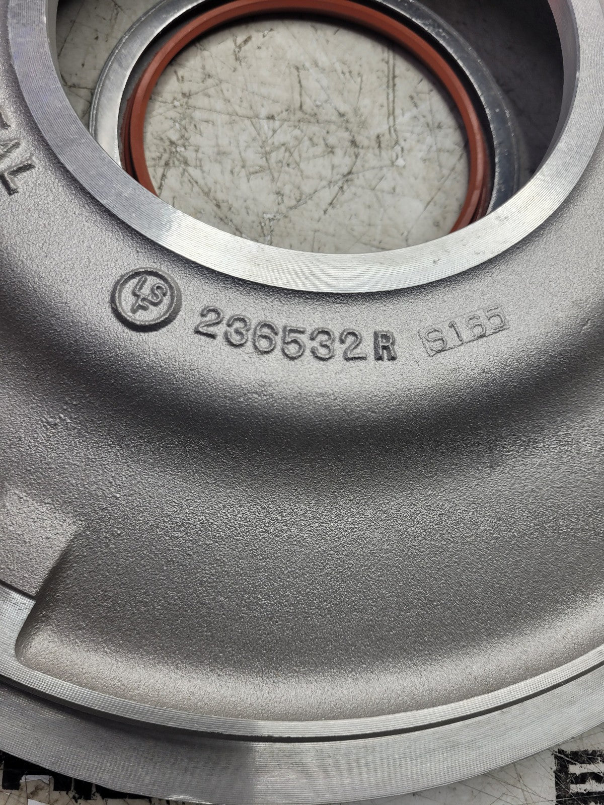 NEW Spicer Oil Baffle 236532