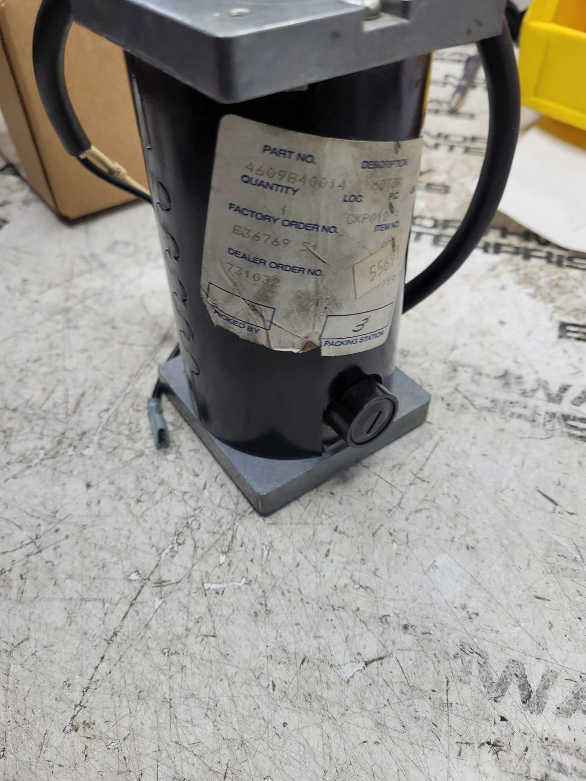 NEW 3120266 RAE CORP 4609840014 12VDC 2170RPM 9AMP ELECTRIC MOTOR