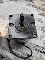 NEW 011-500-9202 BISON GEAR MOTOR 1/15 HP 12 VDC 7.2A 3.7RPM 1100 INLBS